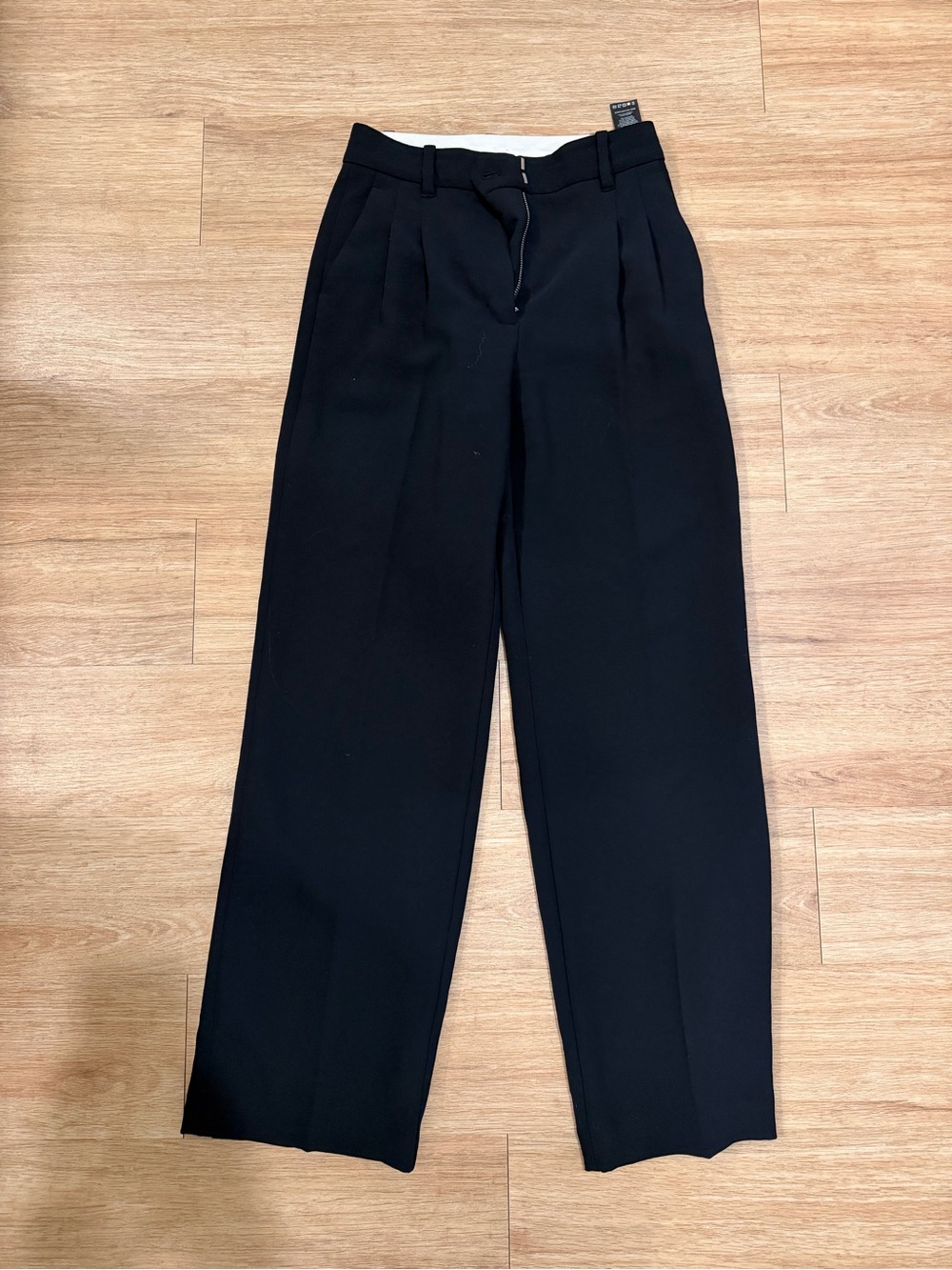 Aritzia Black High-Waist Wide-Leg Trousers